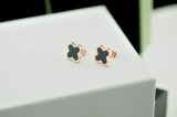 Van Cleef & Arpels ヴァン クリーフ＆アーペル イヤリング ピアス Van-205e