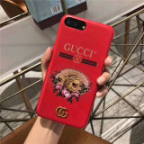 グッチ iphone xr/xs/xs maxケース お洒落 ブランド iphoneテンアール/x/8plus/xs マックスカバー タイガー 3色選べ ペア向け