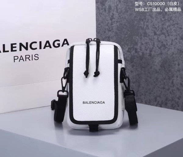 2020SS新作 Balenciaga バレンシアガ メンズ ショルダーバック スーパーコピー