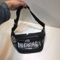 2020SS新作 Balenciaga バレンシアガ メンズ ショルダーバック スーパーコピー