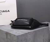 2020SS新作 Balenciaga バレンシアガ メンズ ショルダーバック スーパーコピー