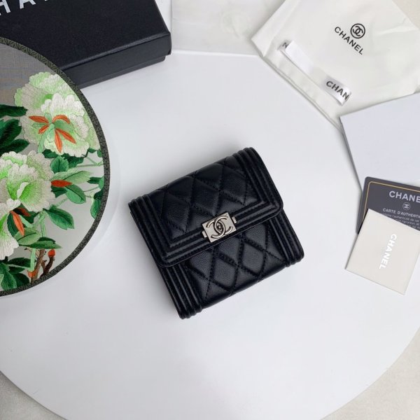 2020SSシャネルChanel 新作通販 短財布スーパーコピー