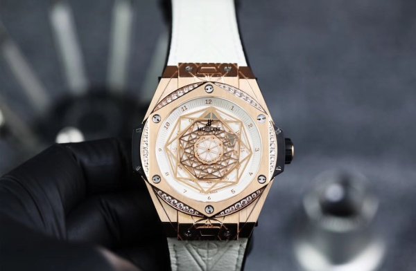 2020SS新作HUBLOT ウブロメンズ時計 スーパーコピー