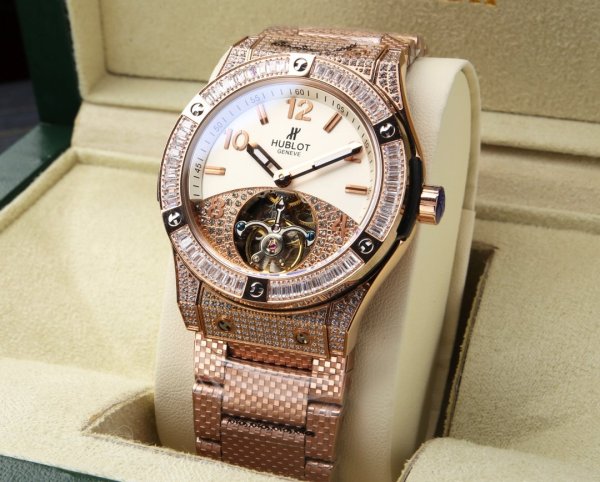 2020SS新作HUBLOT ウブロメンズ時計 スーパーコピー8色