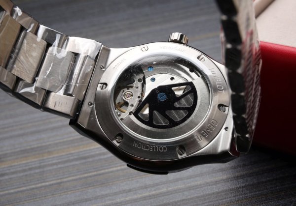 2020SS新作HUBLOT ウブロメンズ時計 スーパーコピー2色