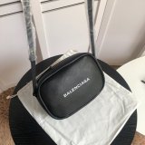 2020SS新作 Balenciaga バレンシアガ メンズ ショルダーバックスーパーコピー