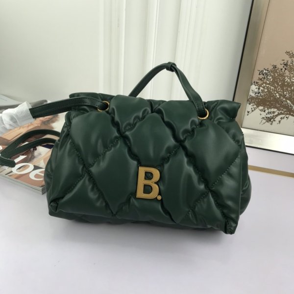 2021SS新作 Balenciaga バレンシアガ レディース ショルダーバックスーパーコピー