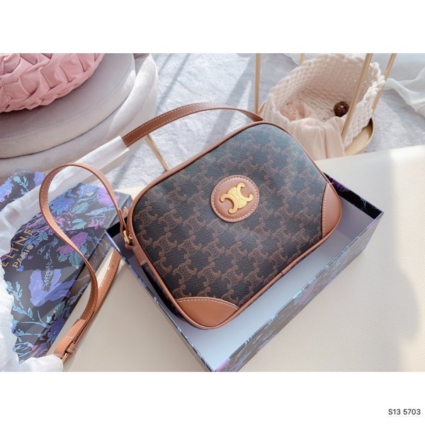 2021SS新作 Celine セリーヌ レディースショルダーバッグスーパーコピー