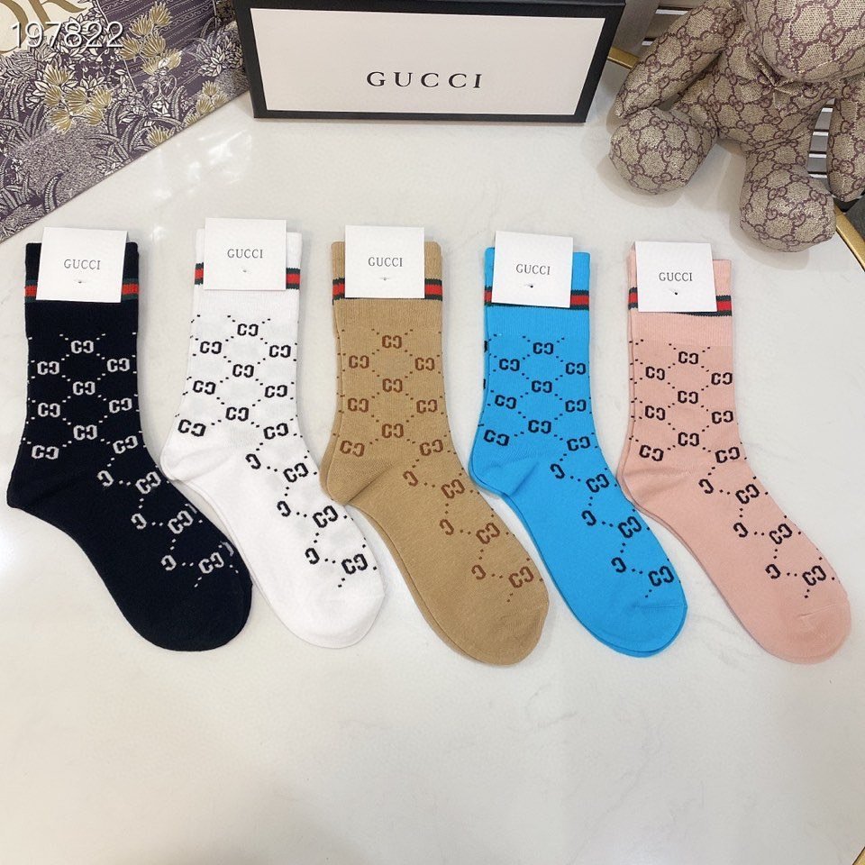 円 7000 21ss新作gucciグッチ 靴下って スーパーコピー Www Nsakur777 Com