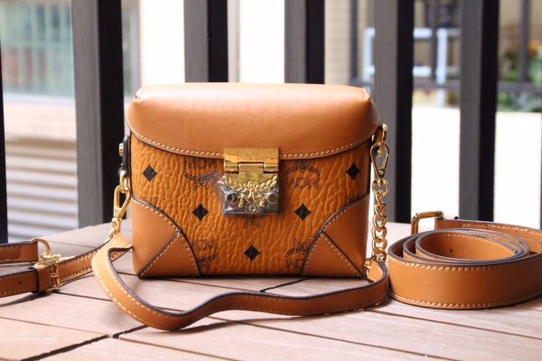 202103SS新作 MCM エムシーエム レディース ショルダーバッグ スーパーコピー