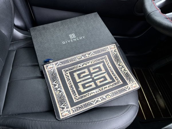 202106SS新作 GIVENCHY ジバンシィ メンズ ハンドバック スーパーコピー