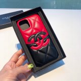 シャネル/Chanel ケース最新全機種11 Pro/11/Xs Max/Xr/XS/iPhone7/7P/8/8P/ iPhone12/iPhon13 3色