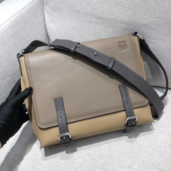 202109SS新作 LOEWE ロエベ  メンズ  ショルダーバッグスーパーコピー