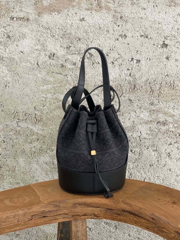 202109SS新作 LOEWE ロエベ レディース ショルダーバッグスーパーコピー