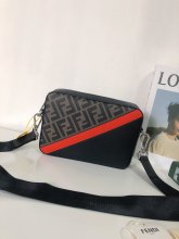 202110SS新作 FENDI フェンディ メンズ ショルダーバックスーパーコピー