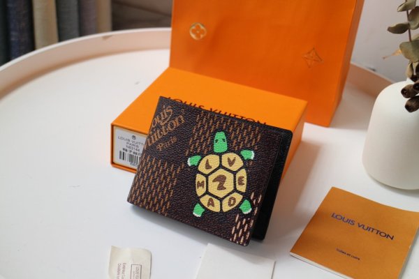 202111SSルイヴィトン LOUIS VUITTON 新作通販  短財布 スーパーコピー