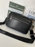 202111SS新作 FENDI フェンディ メンズ  ショルダーバックスーパーコピー