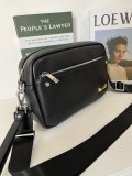 202111SS新作 FENDI フェンディ メンズ  ショルダーバックスーパーコピー