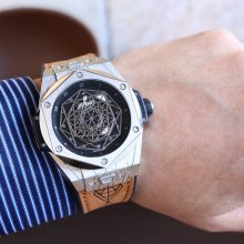 202112SS新作HUBLOT ウブロメンズ時計 スーパーコピー3色