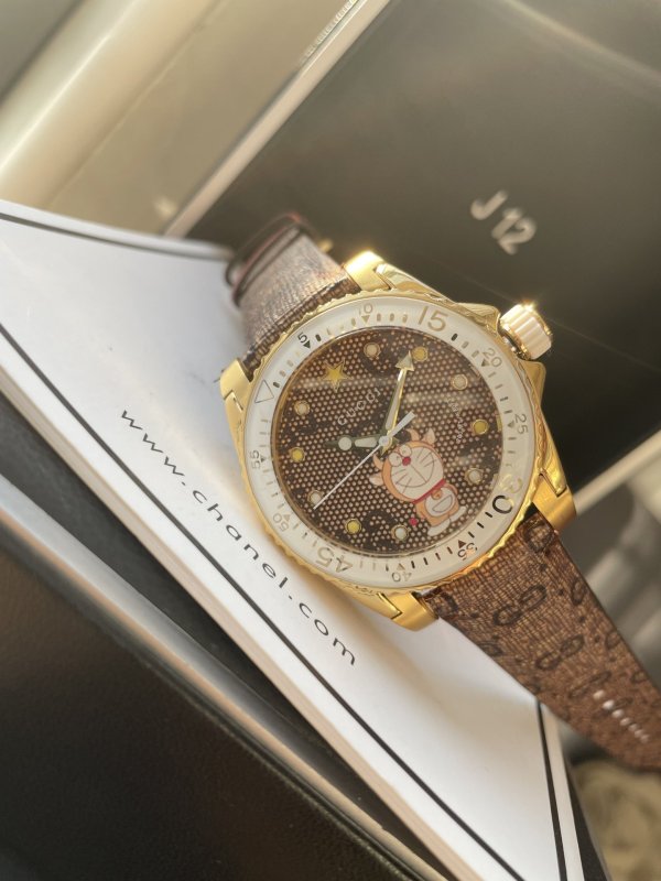 202112SS新作Gucciグッチ  メンズ時計 スーパーコピー2色