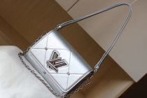 2022SS新作 Louis Vuitton ルイヴィトン  レディース ショルダーバックスーパーコピー