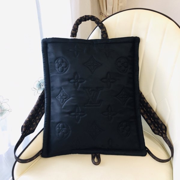 2022SS新作 Louis Vuitton ルイヴィトン  レディース  リュックバックスーパーコピー