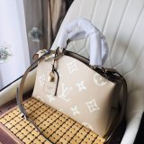 2022SS新作 Louis Vuitton ルイヴィトン  レディース ショルダーバックスーパーコピー