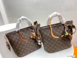 2022SS新作 Louis Vuitton ルイヴィトン  レディース ショルダーバックスーパーコピー