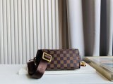 2022SS新作 Louis Vuitton ルイヴィトン  レディース ショルダーバックスーパーコピー