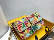 2022SS新作 FENDI フェンディ レディースショルダーバックスーパーコピー
