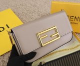 2022SS新作 FENDI フェンディ レディース ショルダーバックスーパーコピー