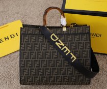 2022SS新作 FENDI フェンディ レディース ハンドバックスーパーコピー