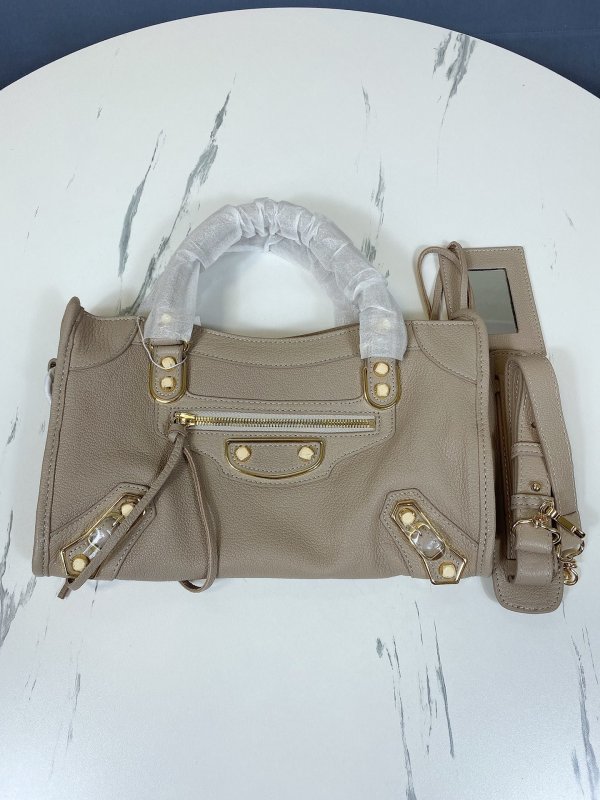 2022SS新作 Balenciaga バレンシアガ レディース ショルダーバックスーパーコピー