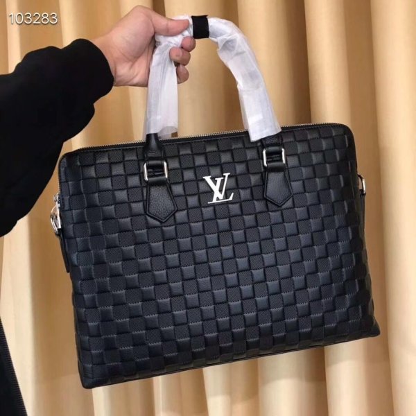 2022SS新作 Louis Vuitton ルイヴィトンメンズ ハンドバックスーパーコピー