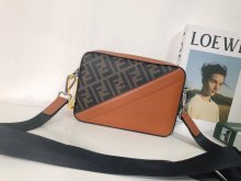 2022SS新作 FENDI フェンディ メンズ ショルダーバックスーパーコピー