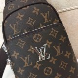 2022SS新作 Louis Vuitton ルイヴィトンメンズ ショルダーバッグスーパーコピー