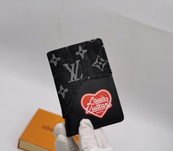 2022SSルイヴィトン LOUIS VUITTON 新作通販 短財布スーパーコピー