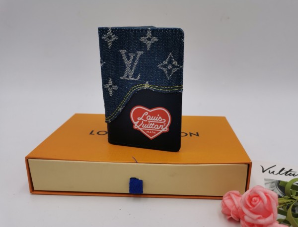 2022SSルイヴィトン LOUIS VUITTON 新作通販 短財布スーパーコピー