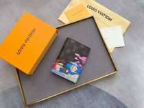 2022SSルイヴィトン LOUIS VUITTON 新作通販 短財布スーパーコピー