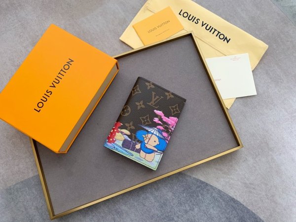 2022SSルイヴィトン LOUIS VUITTON 新作通販 短財布スーパーコピー