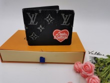 2022SSルイヴィトン LOUIS VUITTON 新作通販 短財布スーパーコピー