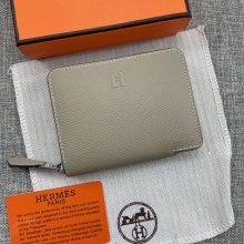 2022SSエルメス Hermes新作通販 短財布 スーパーコピー