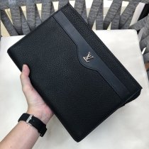 2022SS新作 Louis Vuitton ルイヴィトンメンズ ハンドバックスーパーコピー