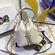 202201SS新作 Prada プラダ レディース ショルダーバックスーパーコピー