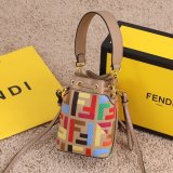 202201SS新作 FENDI フェンディ レディース ショルダーバックスーパーコピー