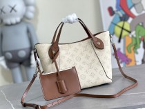 202201SS新作 Louis Vuitton ルイヴィトン  レディース ショルダーバックスーパーコピー