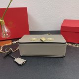 202201SS新作 Versace ヴェルサーチェ   レディース ショルダーバッグ スーパーコピー