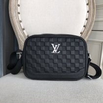 202201SS新作 Louis Vuitton ルイヴィトンメンズ   ショルダーバッグスーパーコピー