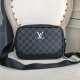 202201SS新作 Louis Vuitton ルイヴィトンメンズ   ショルダーバッグスーパーコピー