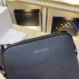 202201SS新作 Prada プラダ メンズ  ショルダーバックスーパーコピー